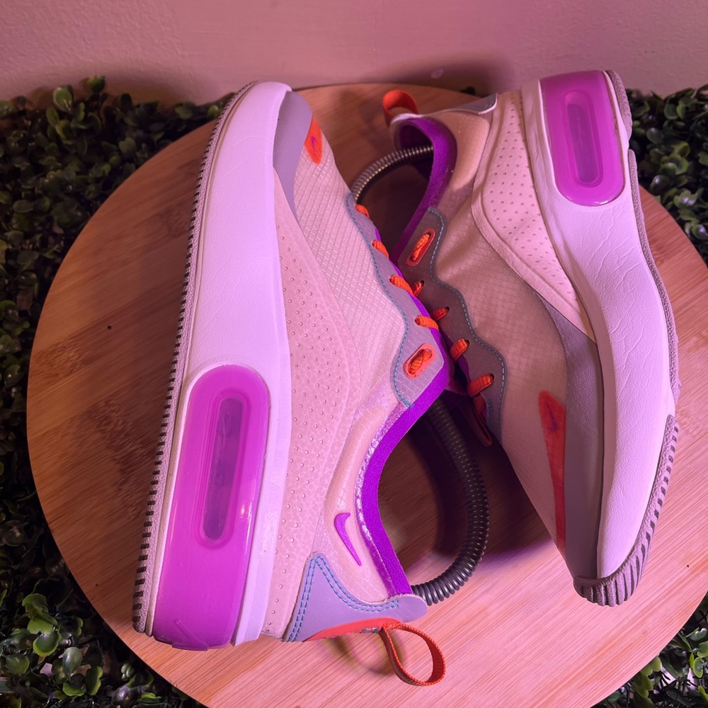 🔥 NIKE AIR MAX DIA SE BEIGE ORANGE PURPLE WOMENS RUNNING SHOES SZ 7 AR7410-100 - Picture 5 of 9